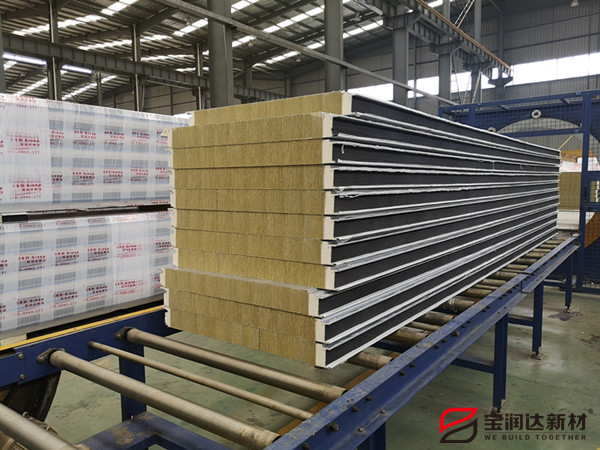 鋼結構聚氨酯巖棉板墻面板